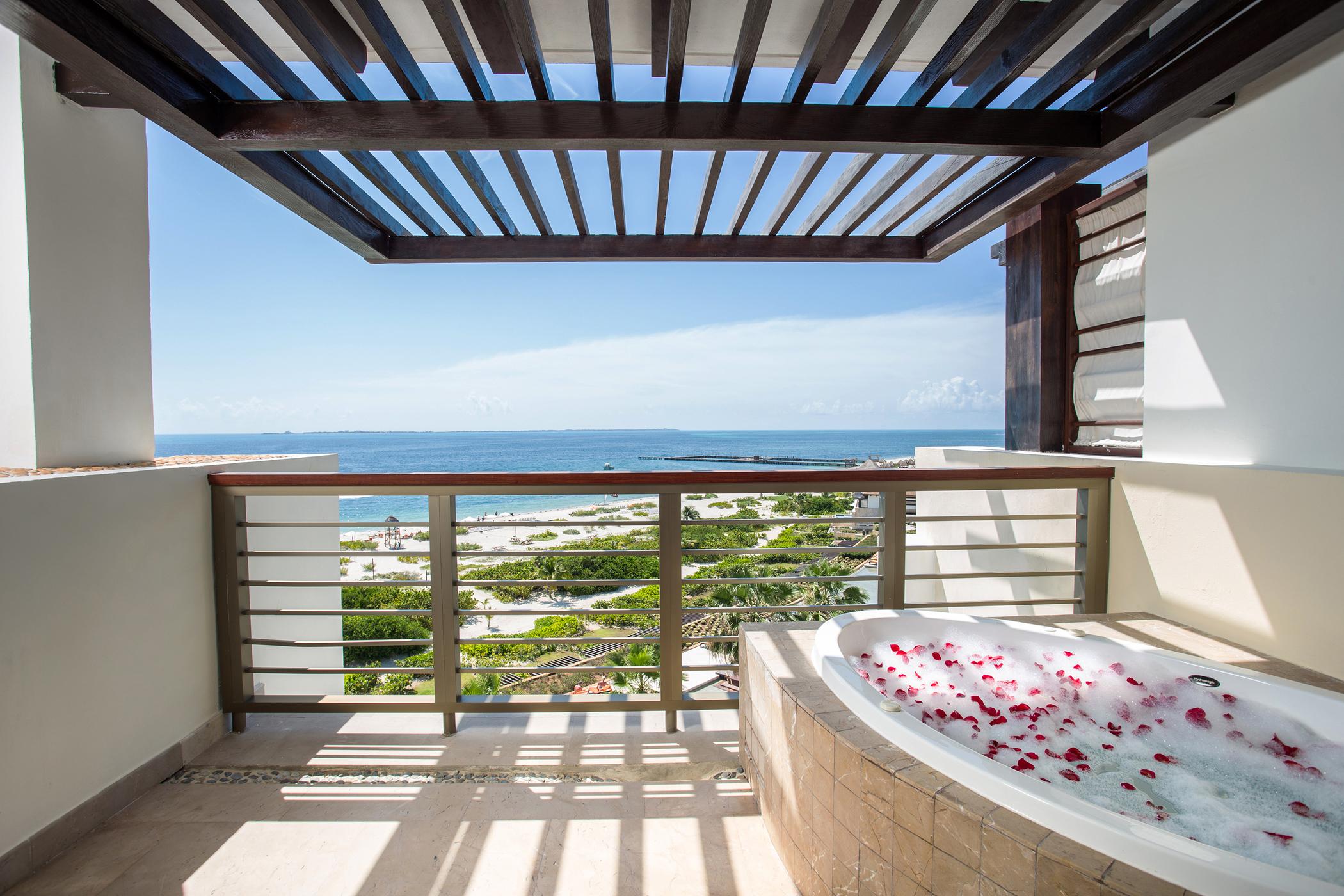 Secrets Playa Mujeres Golf & Spa Resort (Adults Only) Канкун Экстерьер фото